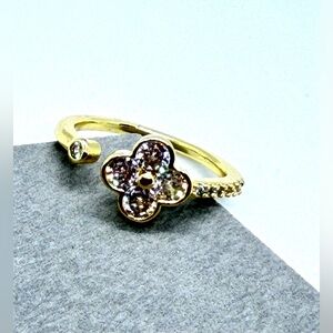 Elegant Goldfilled  Flower Ring with Crystal Accents Adjustable